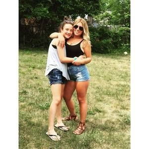 Meet your Posher, Kelly