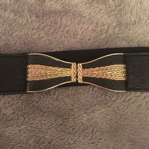 Yumi Kim Bow Statement Belt (Black and Gold) XS
