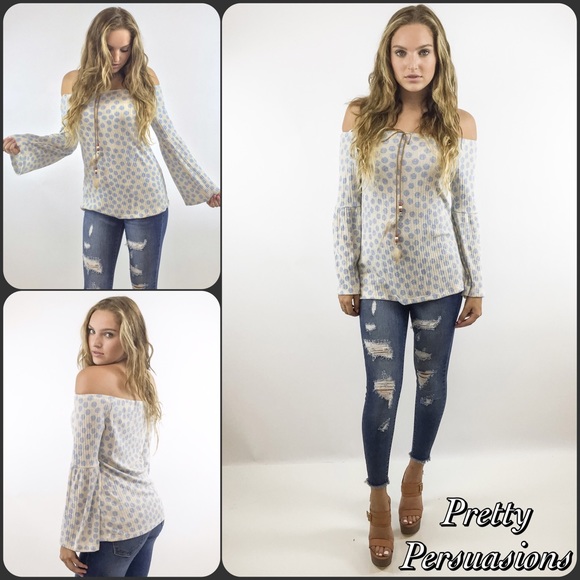 SOLD OUT‼️Off Shoulder Bell Sleeve Polka Dot Top - Picture 2 of 3