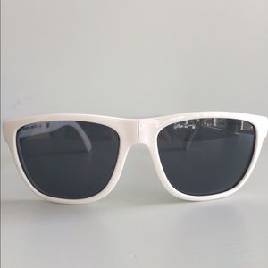 Burberry sunglasses