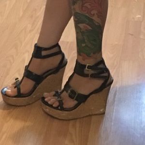 Free wedges with any purchase