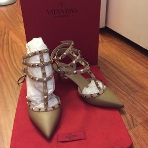 Valentino Rockstud Kitten Heels Size 38.5