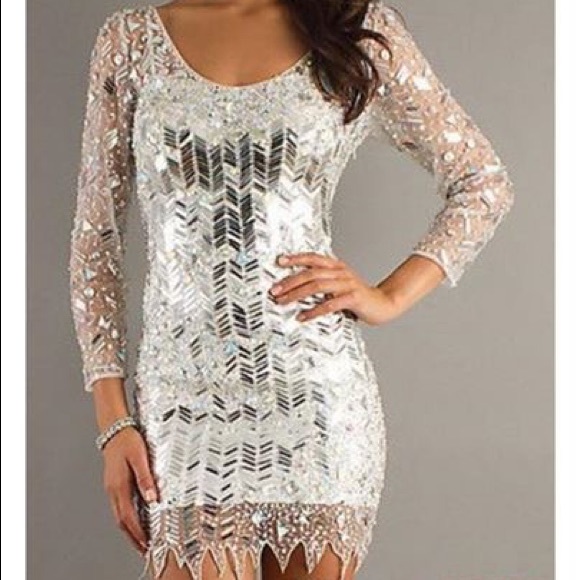 Short dress