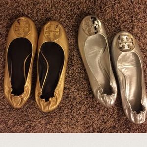 One silver one gold Tory butch flats size 8