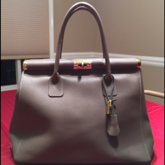 Vera pelle Italian Leather hand bag.