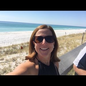 Meet your Posher, Allison