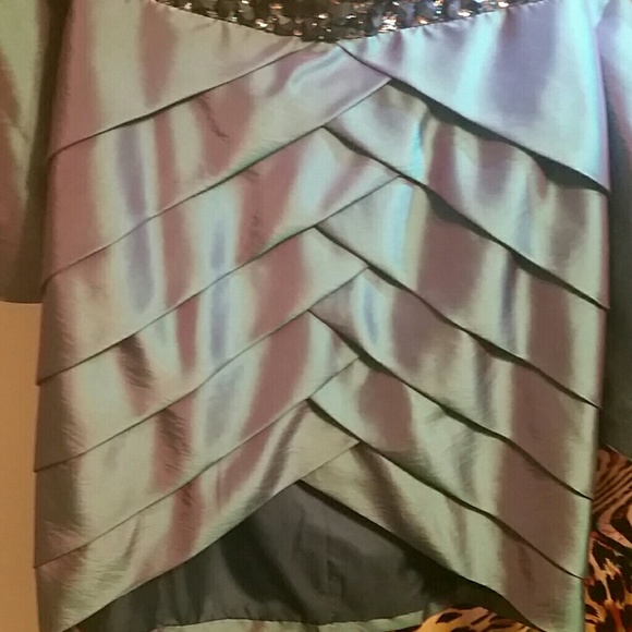 UNIQUE FORMAL Dress!!!! - BRAND NEW WITH TAGS - Picture 5 of 8