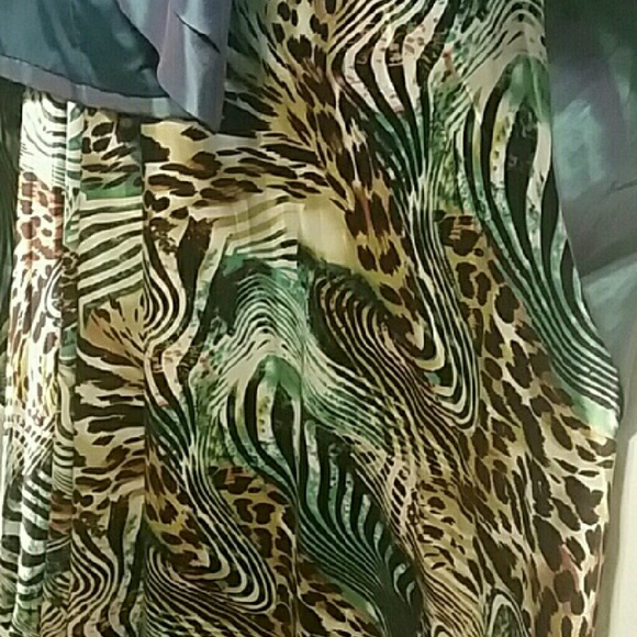 UNIQUE FORMAL Dress!!!! - BRAND NEW WITH TAGS - Picture 3 of 8