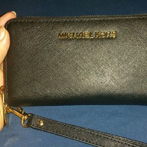 Michael Kors Jet Set Wallet