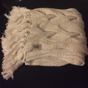 UGG authentic cream 6 foot scarf with fringe
