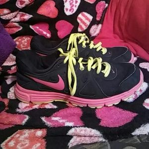 Nike Revolution 2 tenni shoes