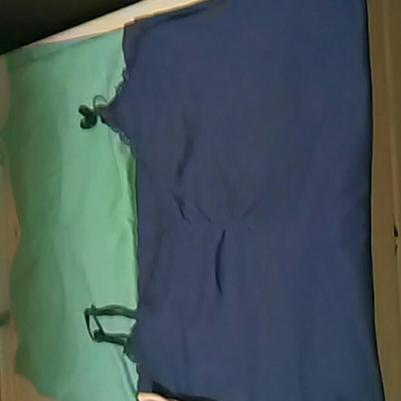 3 brand new with out the tags v.s tank tops - Picture 2 of 4