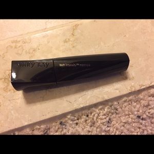 Mary Kay Lash Intensity Mascara- Black