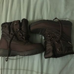 Brad NWOT hiking books