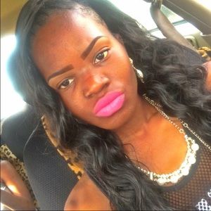 Meet your Posher, Andricka