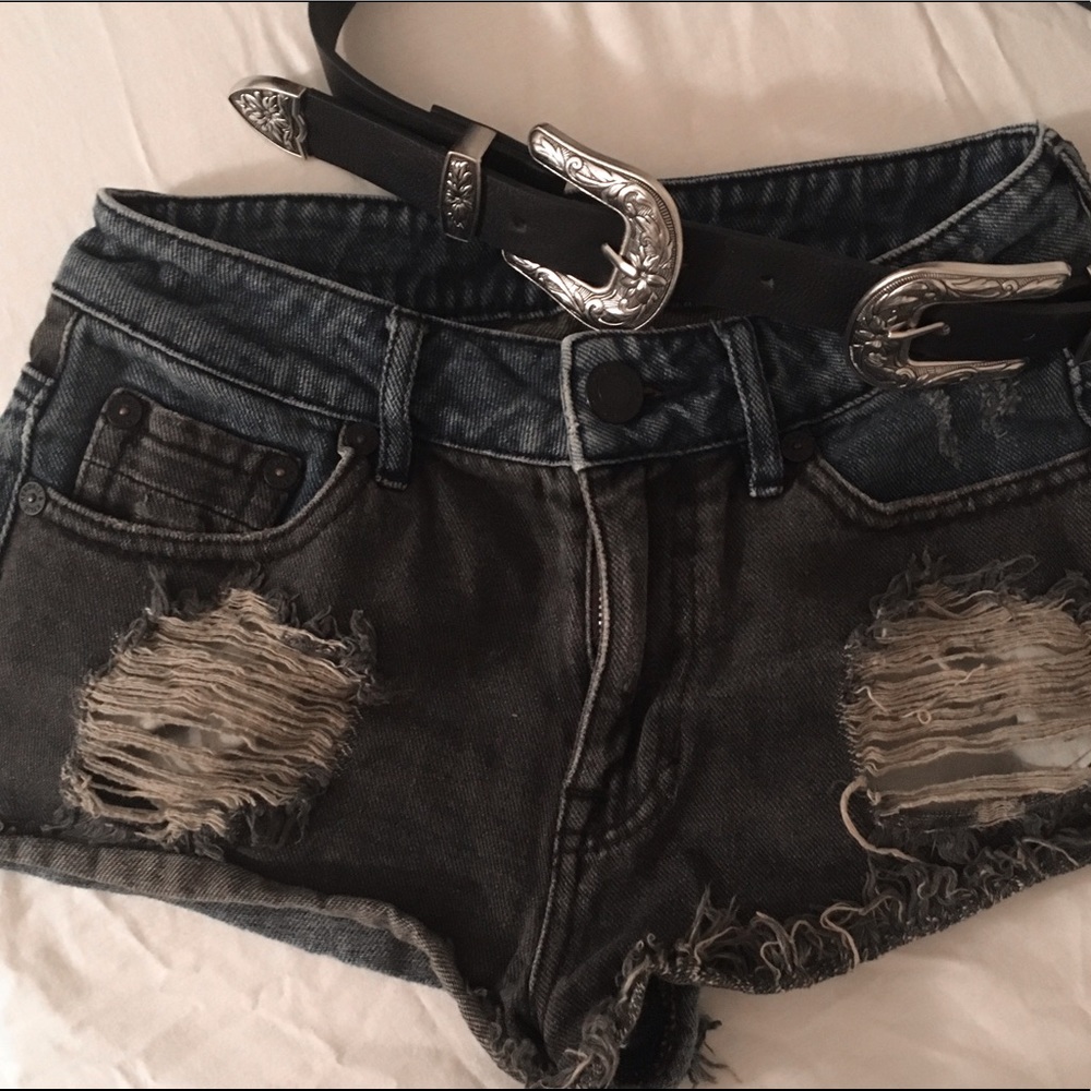 Distressed high waisted shorts