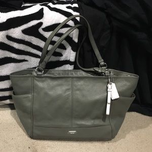 Coach olive green leather shoulder bag
