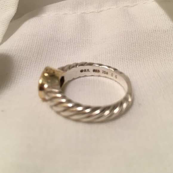 Authentic David yurman ring retired sz 6 - Picture 3 of 3