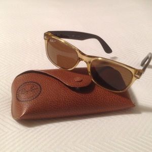 Ray ban wayfarer sunglasses - polarized