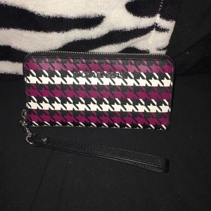 Michael Kors wristlet/wallet