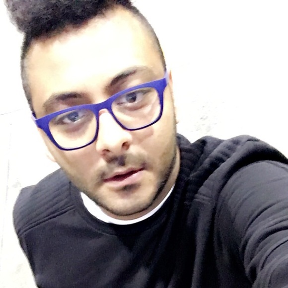 Meet your Posher, Abdolrahman - Picture 1 of 1