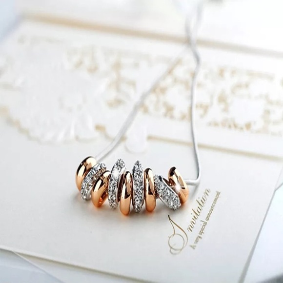 Necklace - Picture 2 of 4