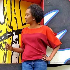 NY & COMPANY Stretch Cut Out Sleeves Blouse