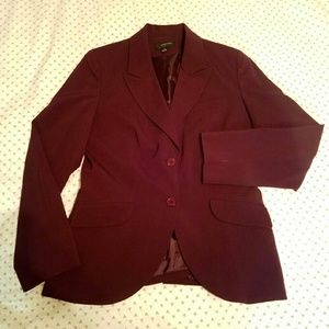 Trendy Burgundy Blazer