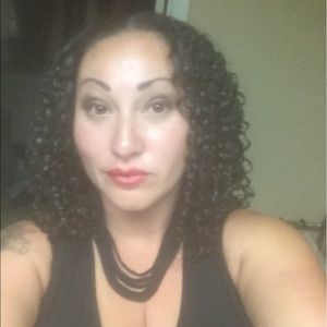 Meet your Posher, Leia