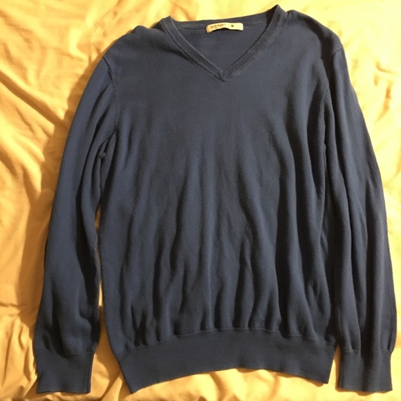 Men's Old Navy v-neck sweater size M
