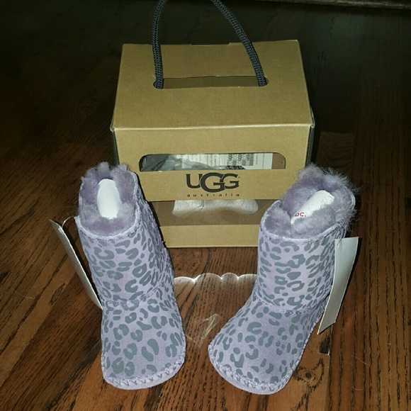 NEW Baby Uggs for girl
