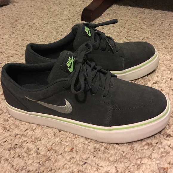 Boys Nike Shoes