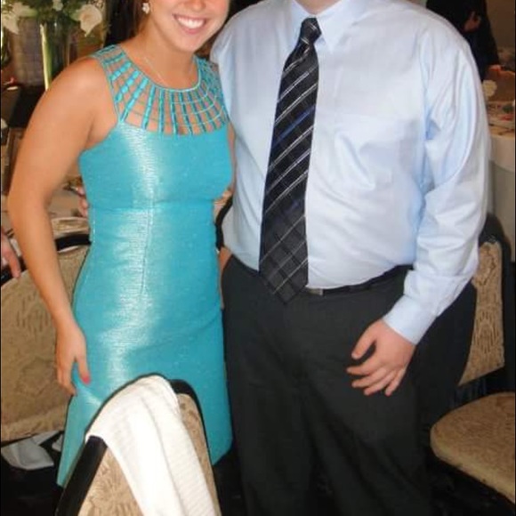 Tahari Dress Size 0 - Perfect Wedding Dress - Picture 4 of 4