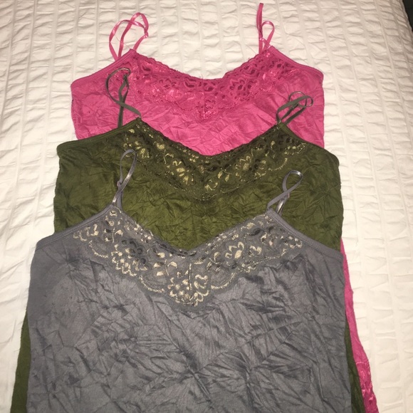3 Large crinkled camisoles