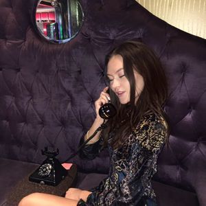 Meet your Posher, Sabrina