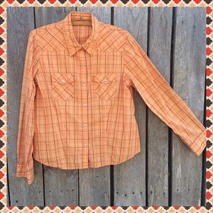 🌵American Eagle🌵 A Lil' Bit Country Shirt
