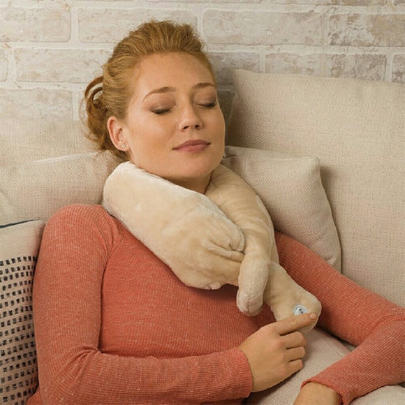 Brookstone Nap Massaging Wrap