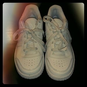 Kids shoes
