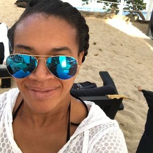 Meet your Posher, Nancy