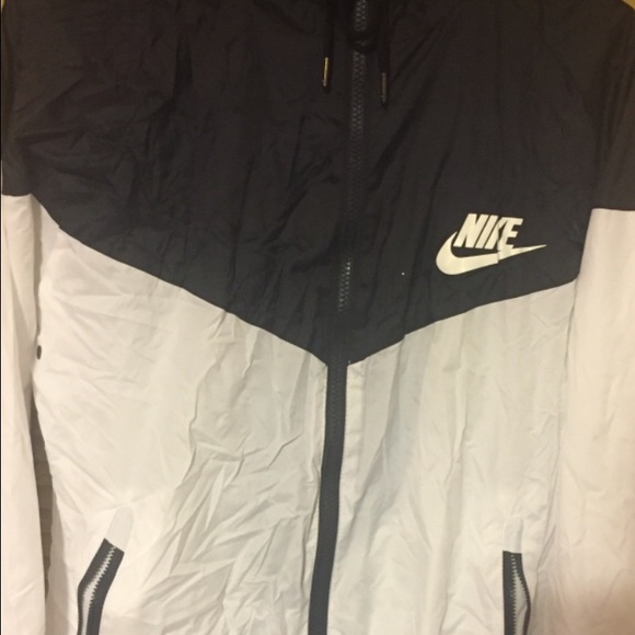 Nike windbreaker
