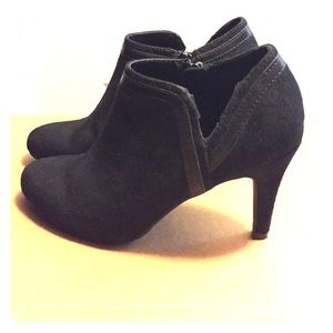 Black booties!