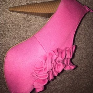 Pink heels