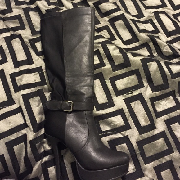 Boots - Picture 1 of 2