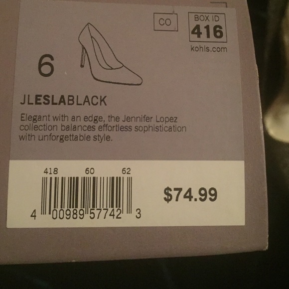 Jennifer Lopez Silvery Heels - Picture 4 of 4