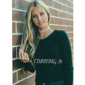 🆕 PINK VELVET CHOKER