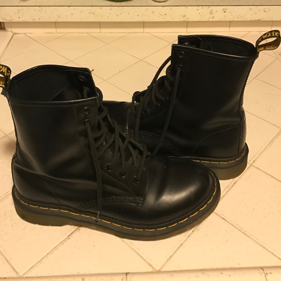 Black Dr. Martens only worn once! OBO