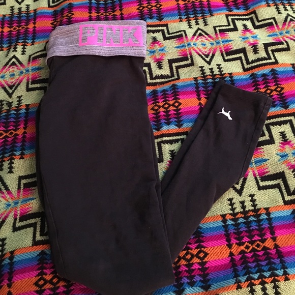 VS PINK SKINNY YOGA PANTS❤️😊