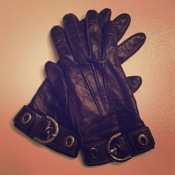 Brown leather Coach gloves