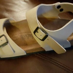 Tan Birki's Birkenstocks size w7 245