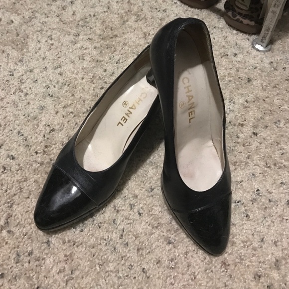 Chanel Pumps